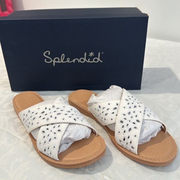 Splendid Salvia Embroidered Eyelet Slide Sandal. Size 7.5 - Picture 5 of 14